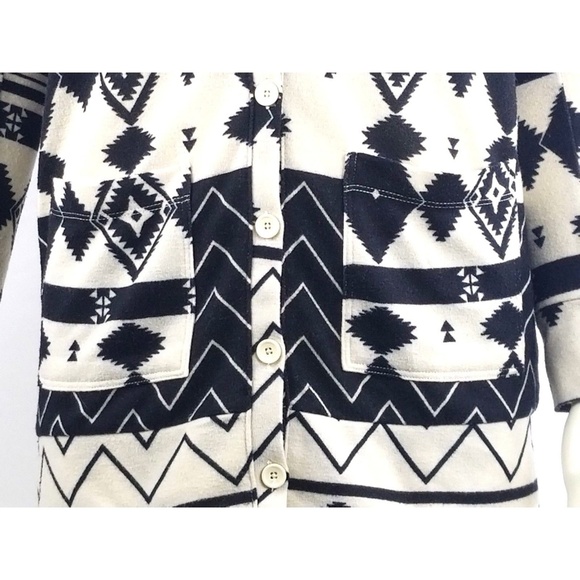 Nollie Aztec Tribal Print Button Down Cardigan Black Cream SMALL - Picture 3 of 7